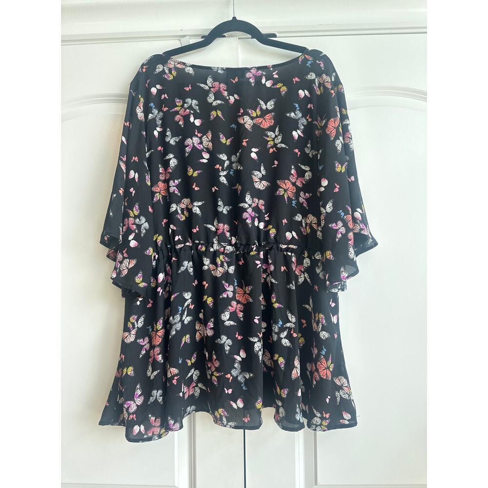 torrid Black Butterfly Print Wrap Blouse - Picture 6 of 7